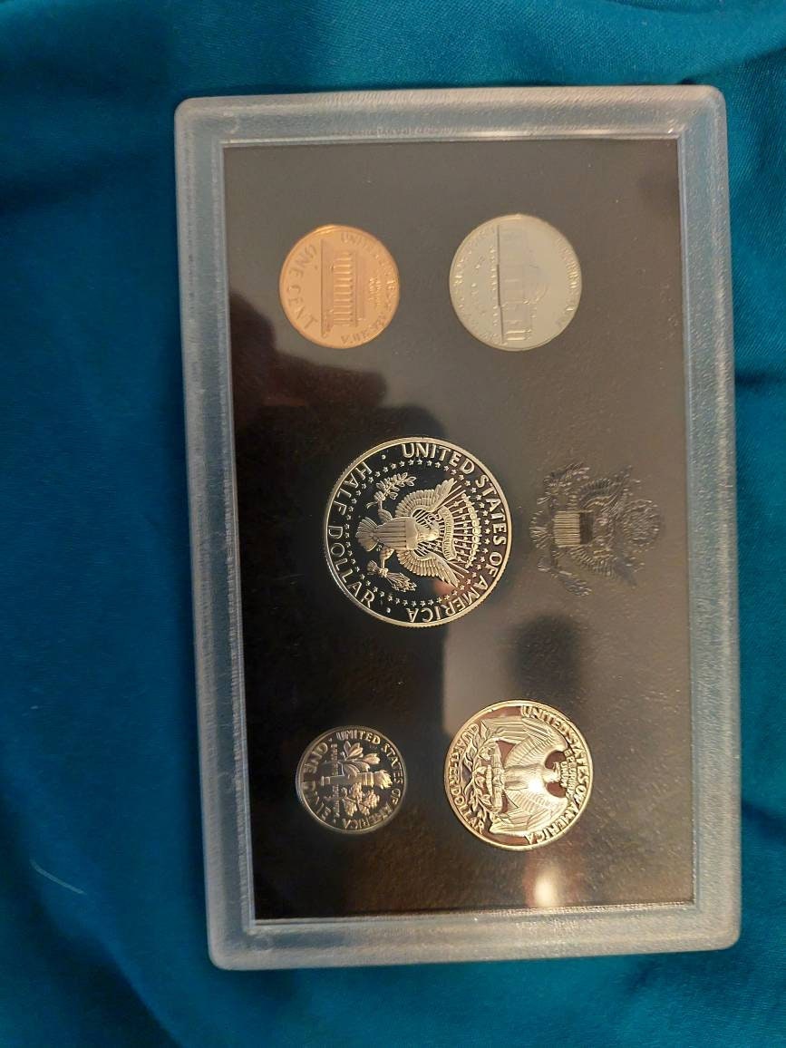 1992s silver black box proof set includes 90% silver coins, us coin collecting