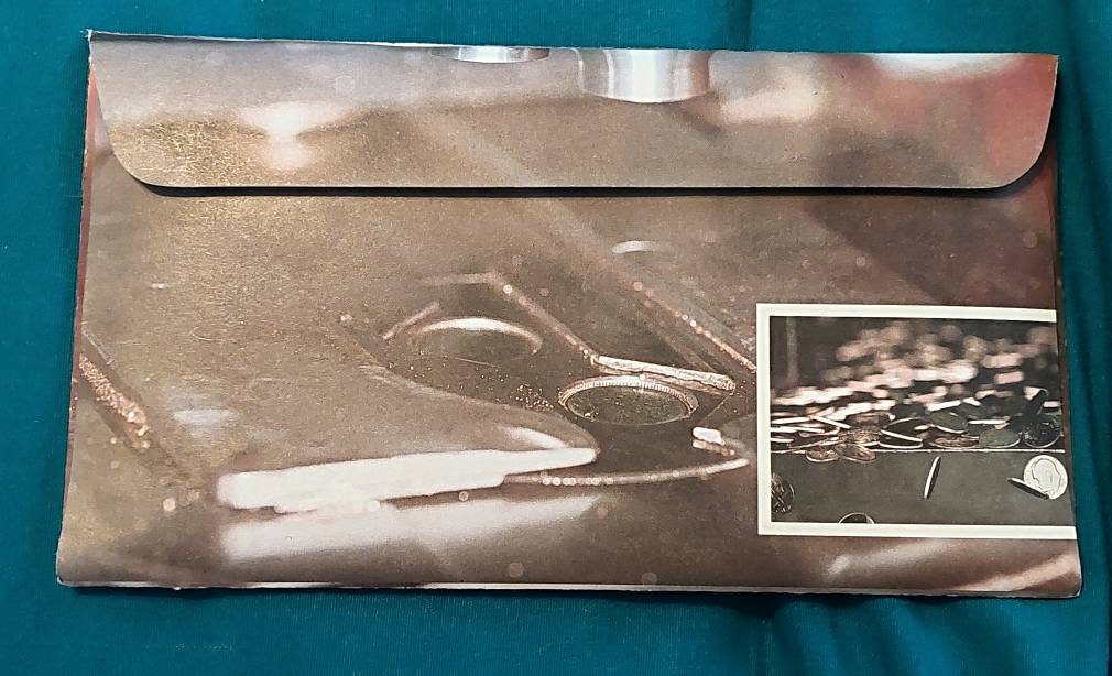 1996 mint set, rare date coins including low mintage 1996w Roosevelt dime