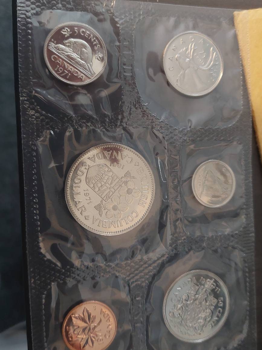 1970s Canadian prooflike mint set, uncirculated coins in original packaging. Pick your date!