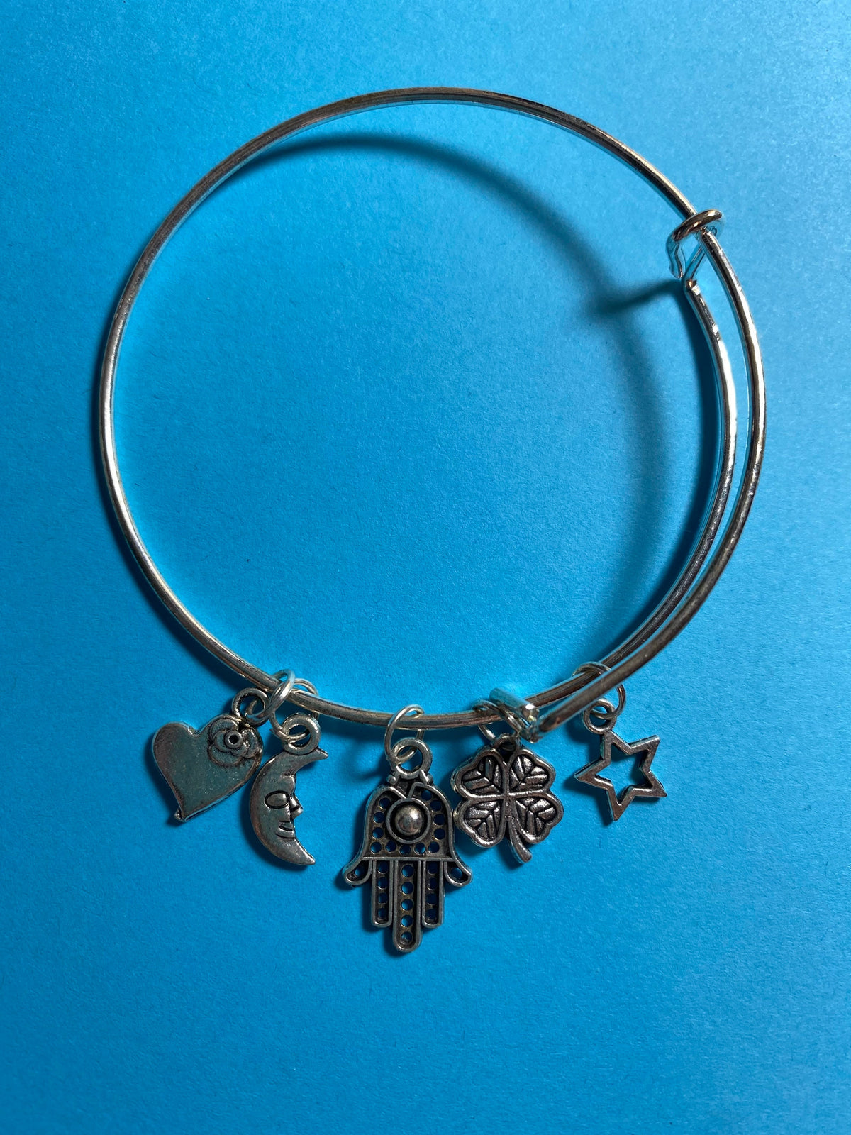 Bangle charm bracelets, women’s jewelry, various designs, homemade