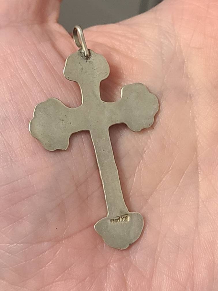 Vintage sterling silver unisex cross pendant, 7 grams weight, beautiful and unique religious jewelry