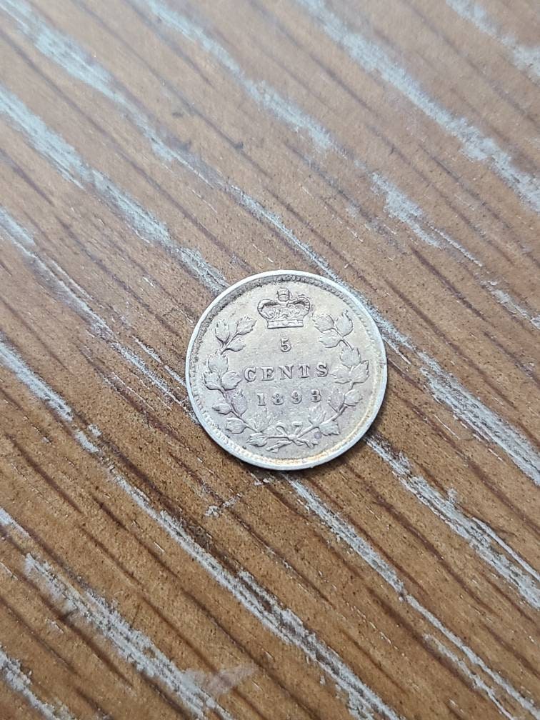 1893 Canada 5 cents silver queen Victoria antique coin, beautiful condition unchecked for varieties, almost uncirculated