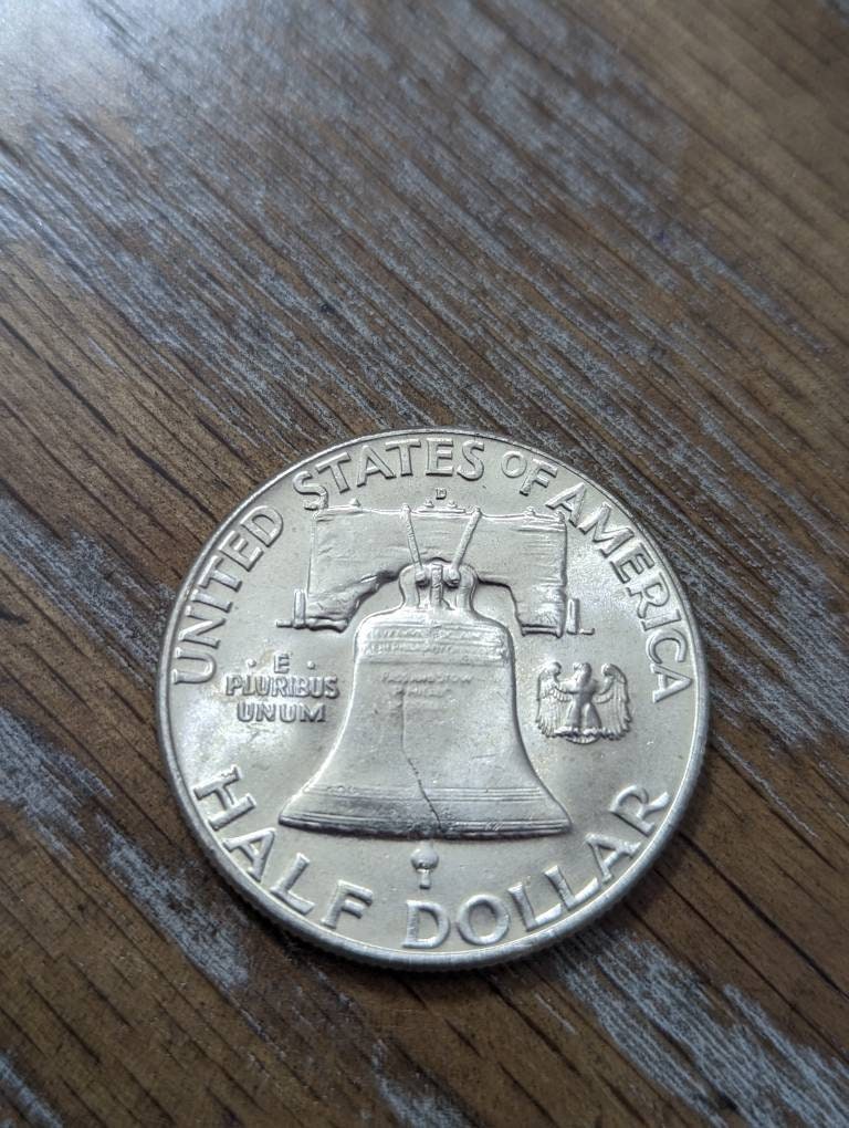 1961d beautiful UNC Ben Franklin silver half dollar, 90 percent silver American coin collecting