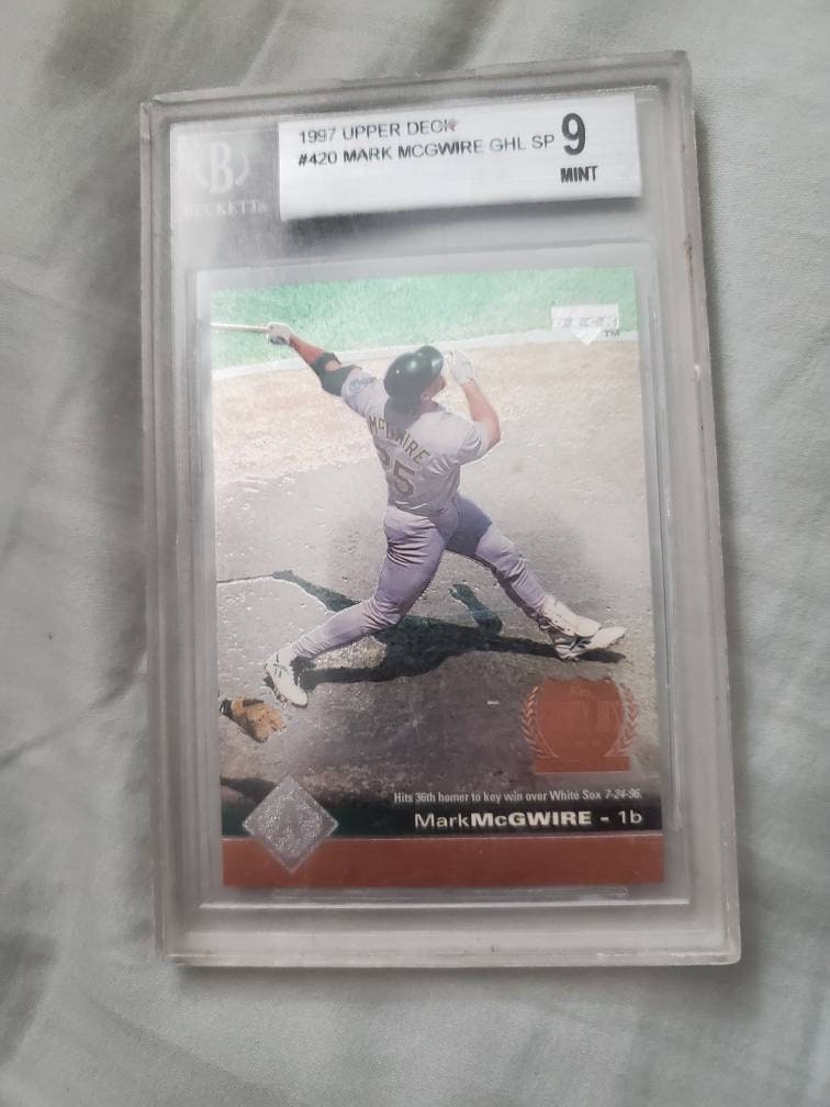 1997 mark McGwire beckett baseball card graded mint 9