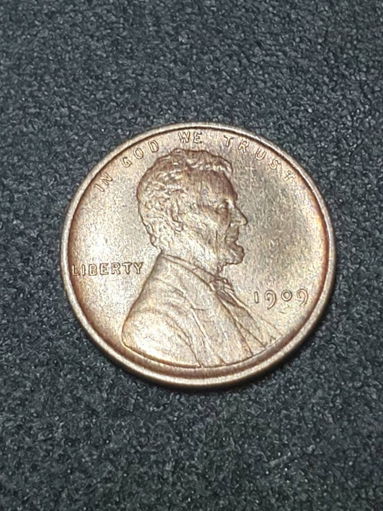 1909 first year wheat cent uncirculated red brown, high grade Lincoln cent
