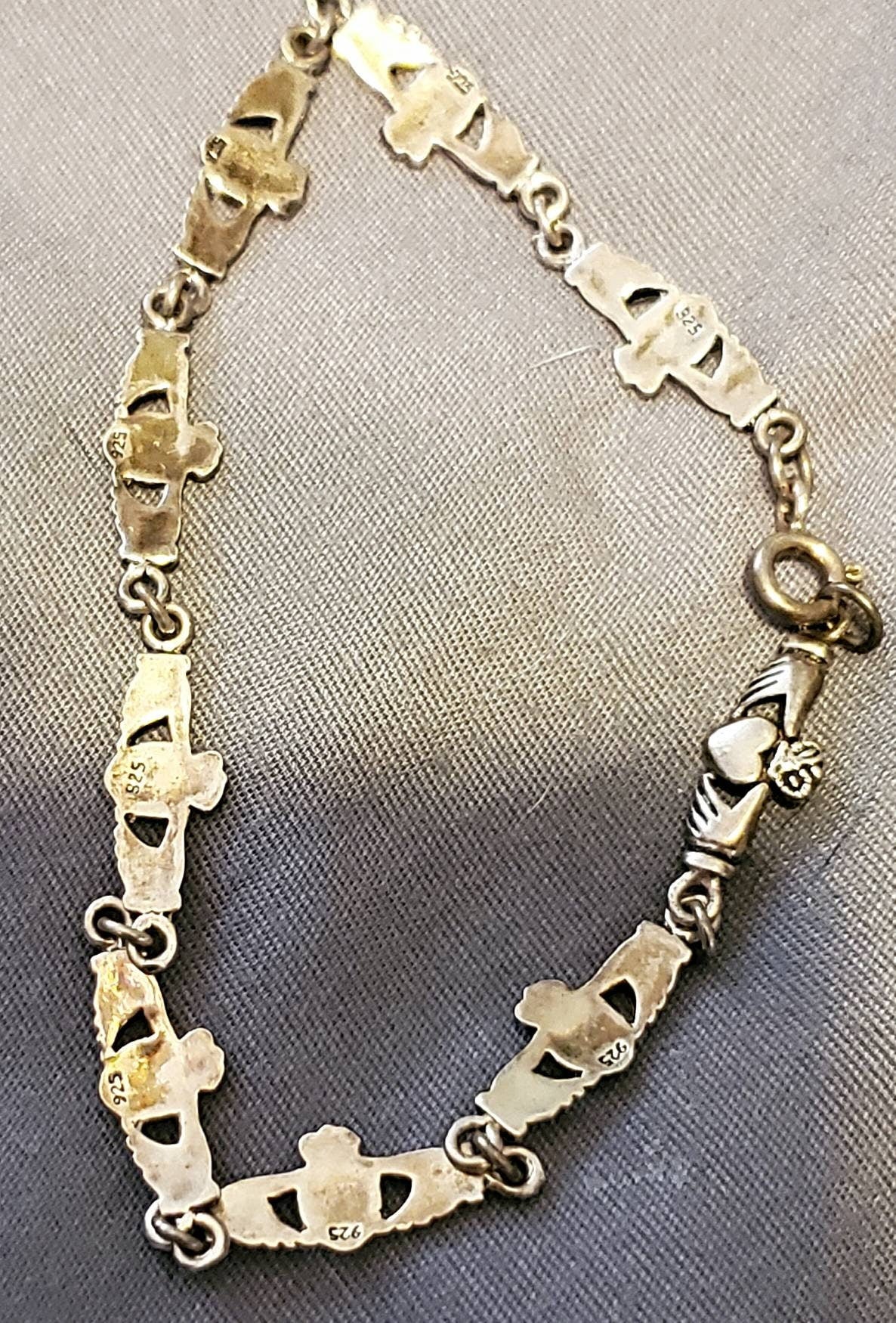 Handcrafts vintage Ireland claddgha charm bracelet cute and unique,  sterling silver