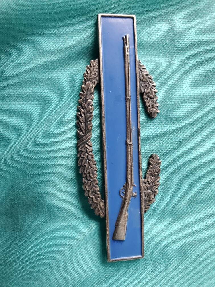 World War 2 sterling rifleman award pin silver and heavy, about 3 inches wide