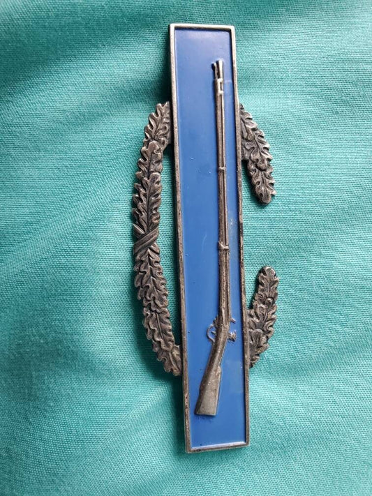 World War 2 sterling rifleman award pin silver and heavy, about 3 inches wide