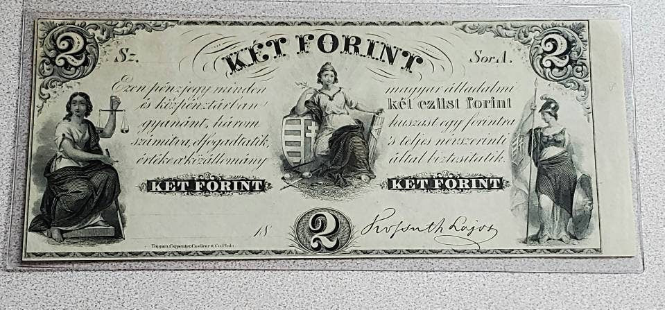 Two ket fornit antique Hungarian paper money currency almost uncirculated condition