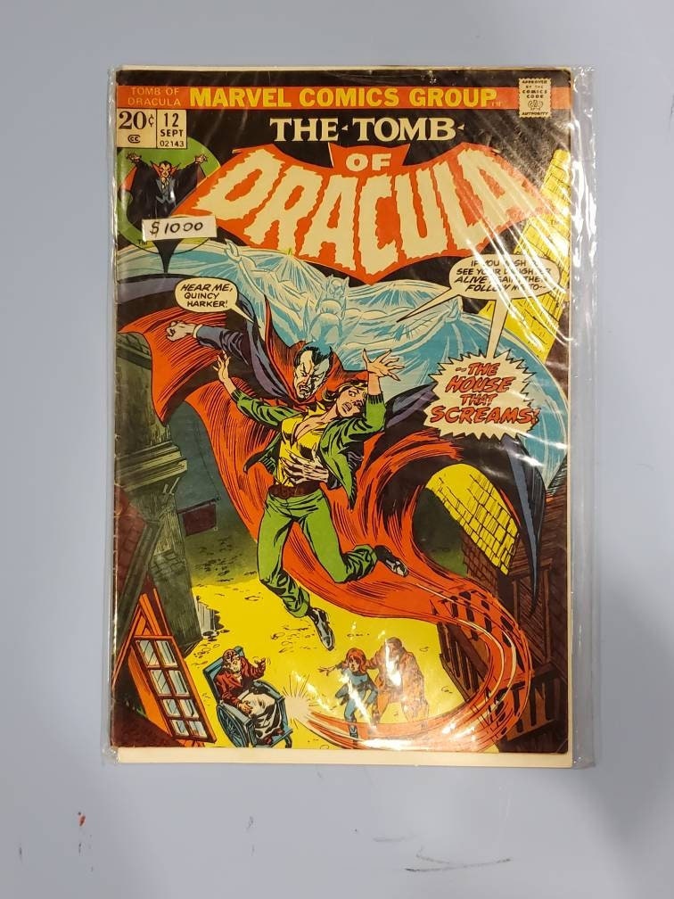 Dracula scary comic book in great condition 20 cent vintage marvel comic