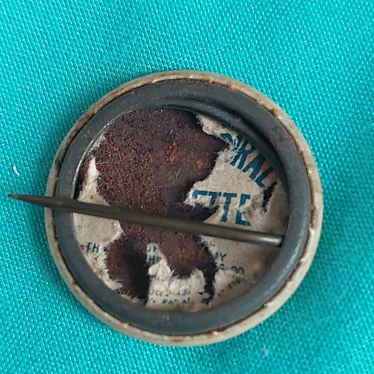 1890s state of Montana collectible pinback whitehead and Hoag, collectible jewelry