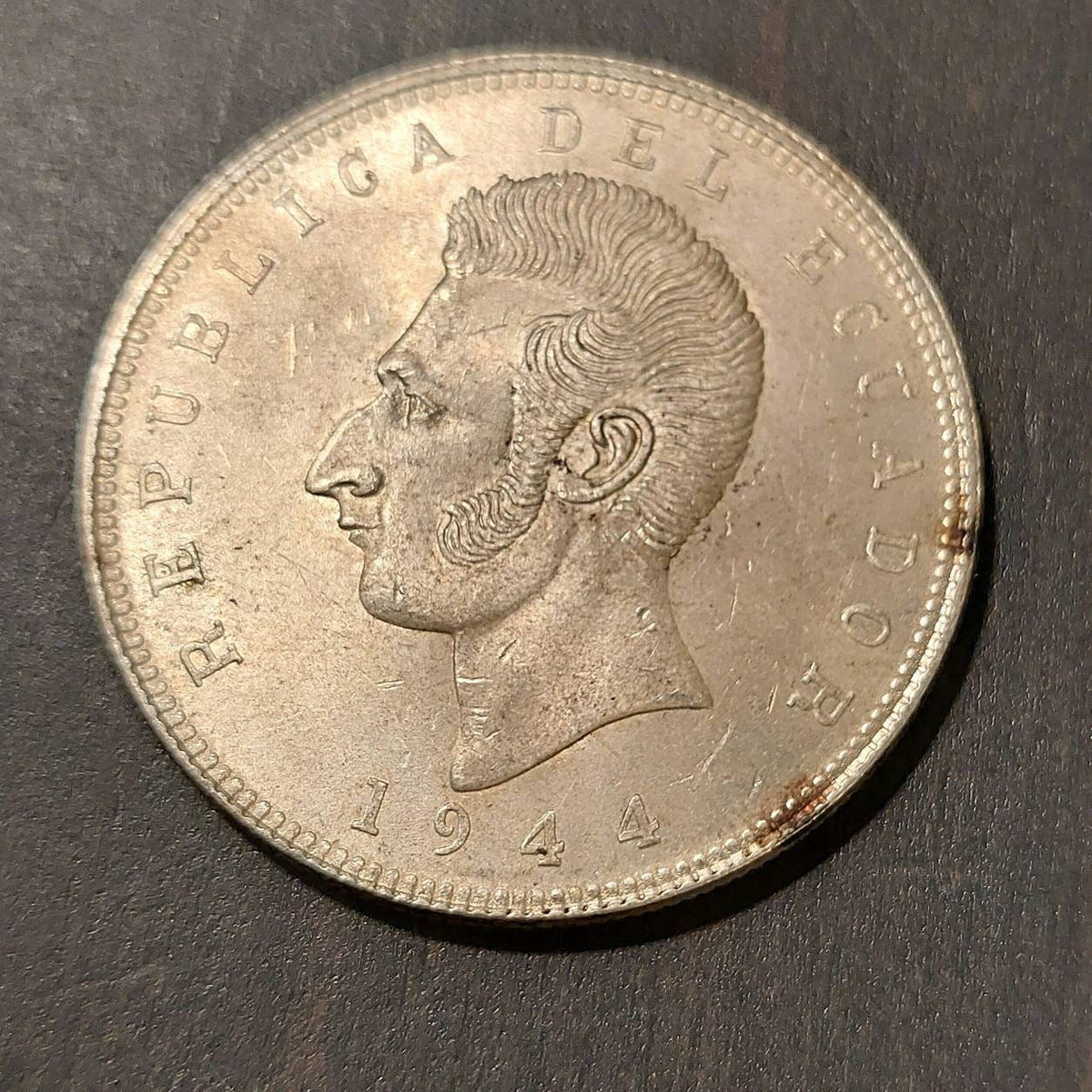 1944 Ecuador 5 sucres large silver  south America coin