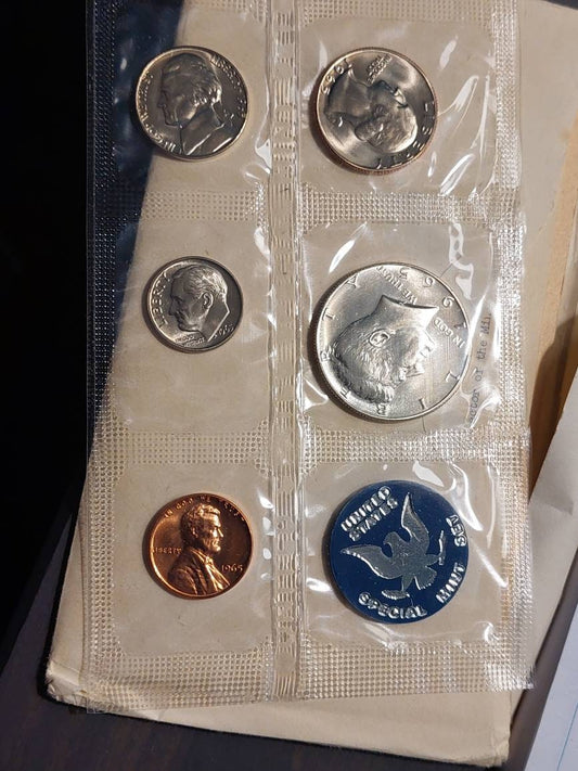 1965 special mint set, us mint set 40 percent Kennedy half