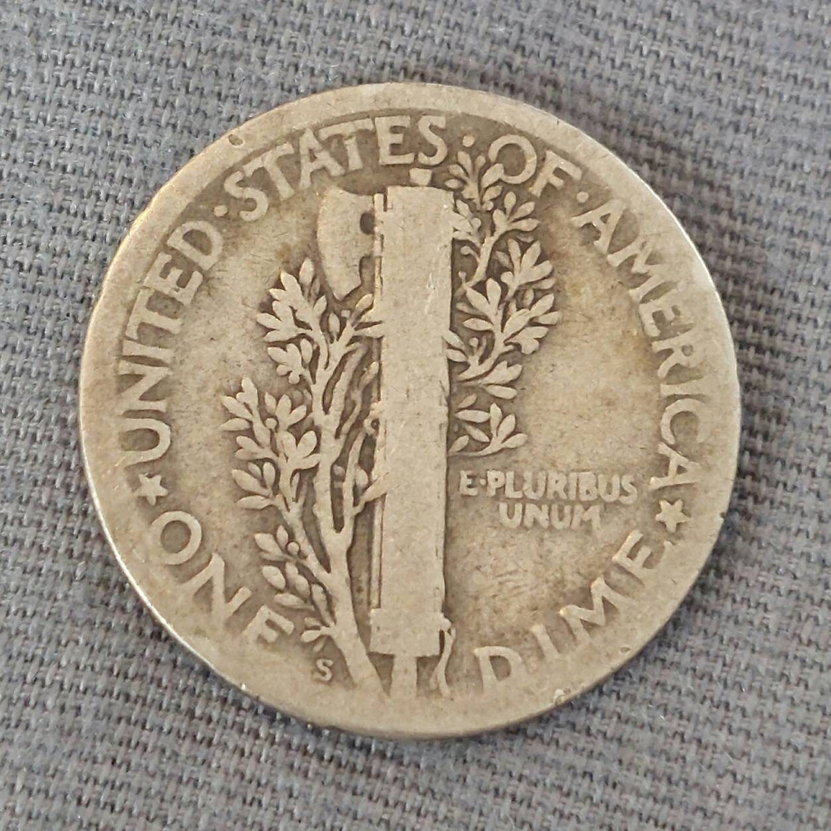 1926s silver mercury head dime, underrated low mintage semi key date in very good condition