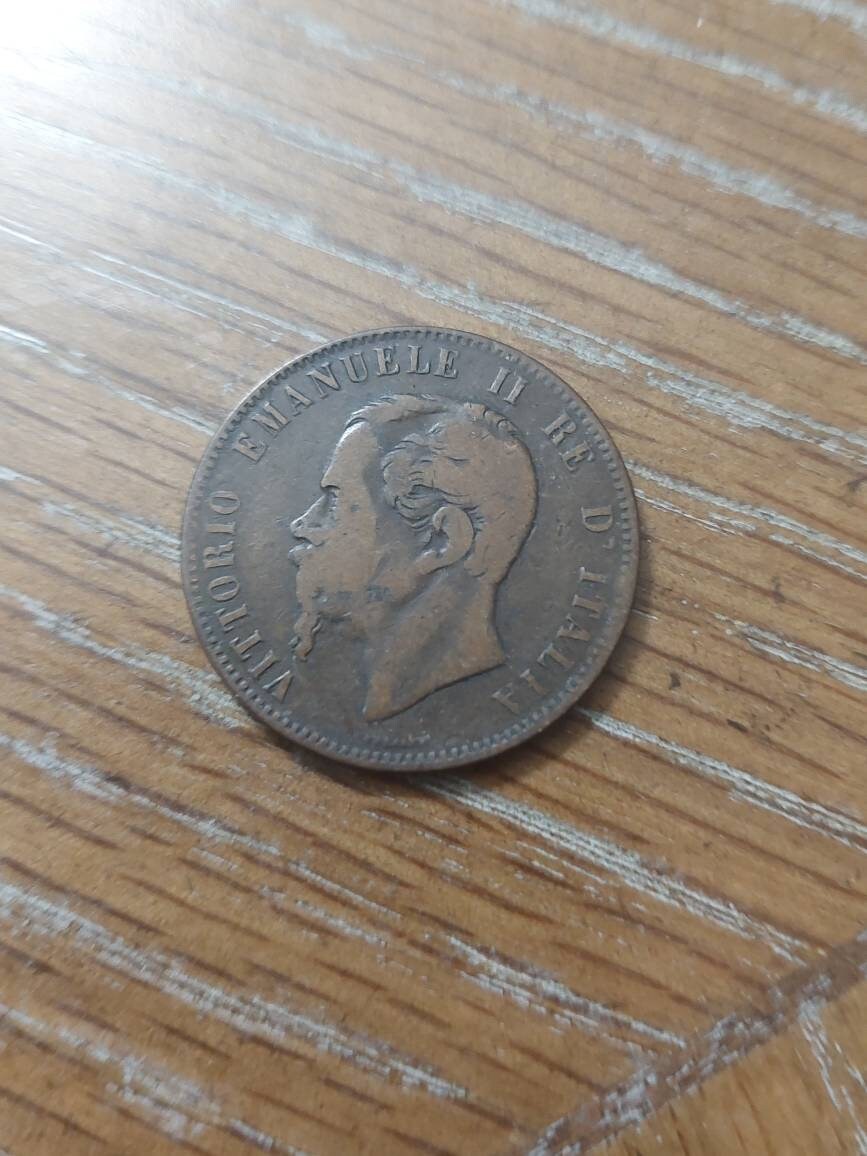 Italian 1866h 10 centismo large copper coin in better than average condition , 1800s large penny sized coin