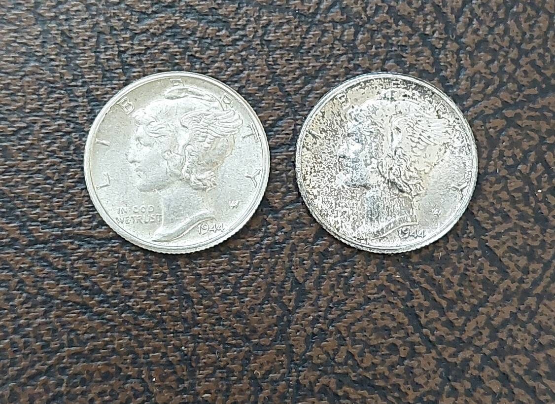 Two high grade 1944 silver mercury dimes