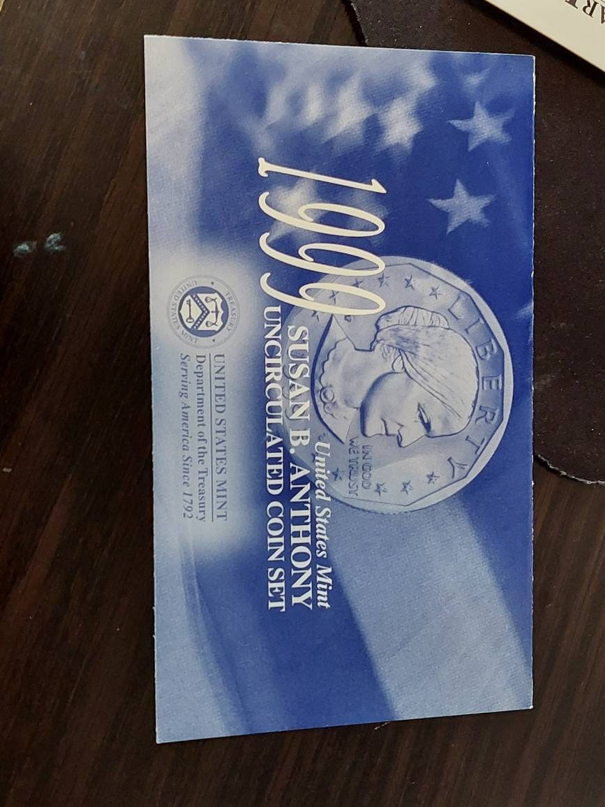 1999 Philadelphia and Denver uncirculated Susan b anythony mint set, in original packaging