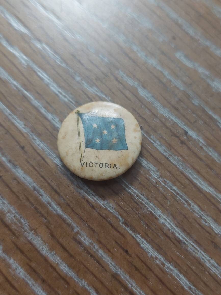 1890s sweet caporal cigarette token, whitehead and Hoag pinback nation of victoria