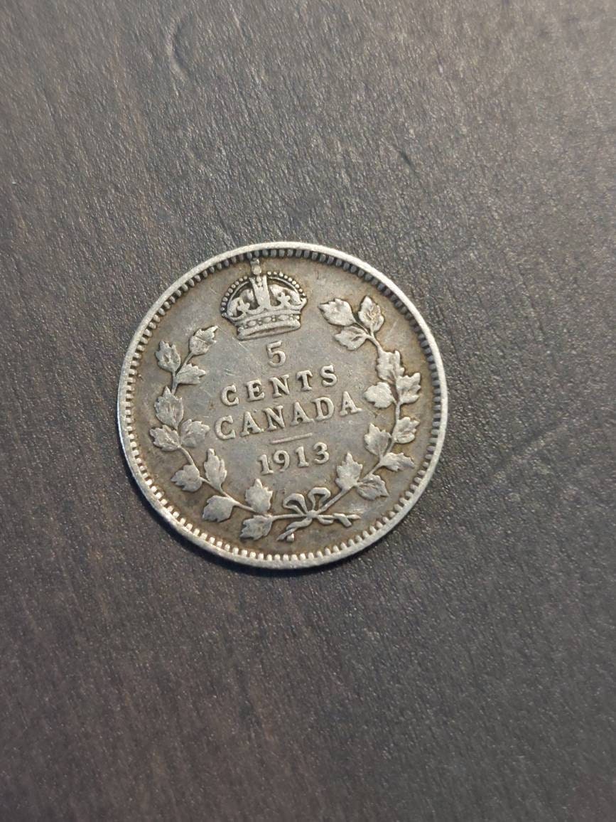 1913 Canada sterling silver 5 cent piece, better date I'm vf/ef condition