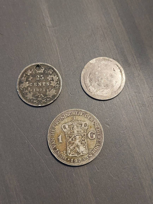 3 coin silver foreign lot, 1816 British shilling, 1871 Canadian quarter, and very nice 1924 Netherlands gulden,  coin collecting