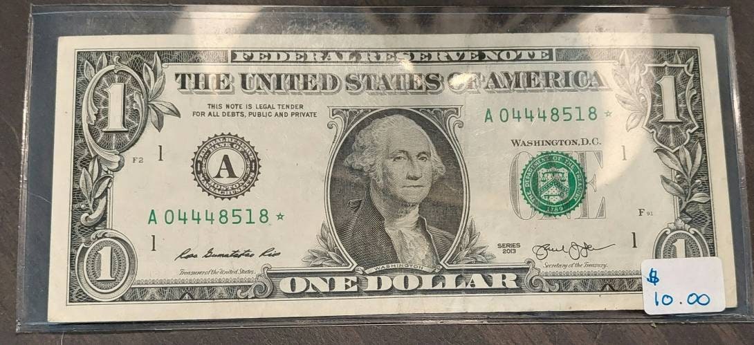 Vintage one dollar bill, uncirculated star note currency