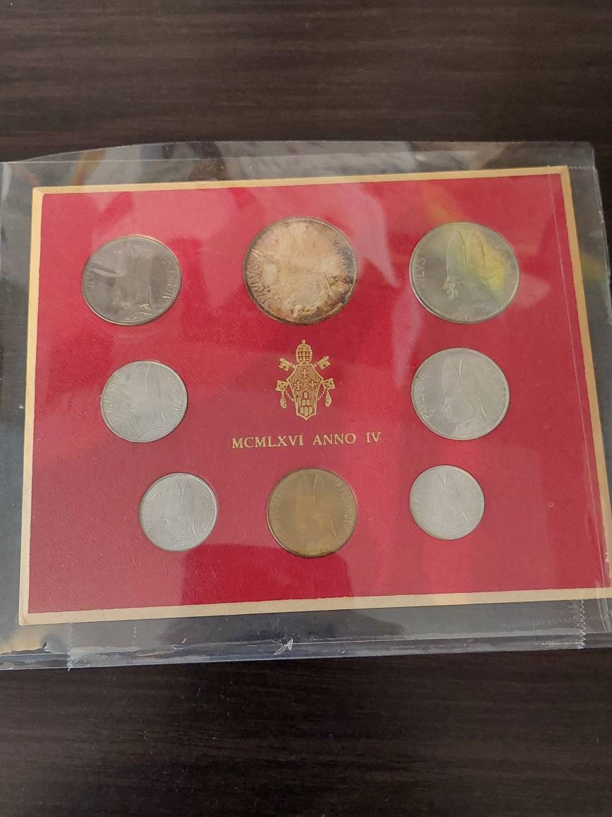 1966 vatican city, silver mint set. The pope silver coin has unbelievable toning