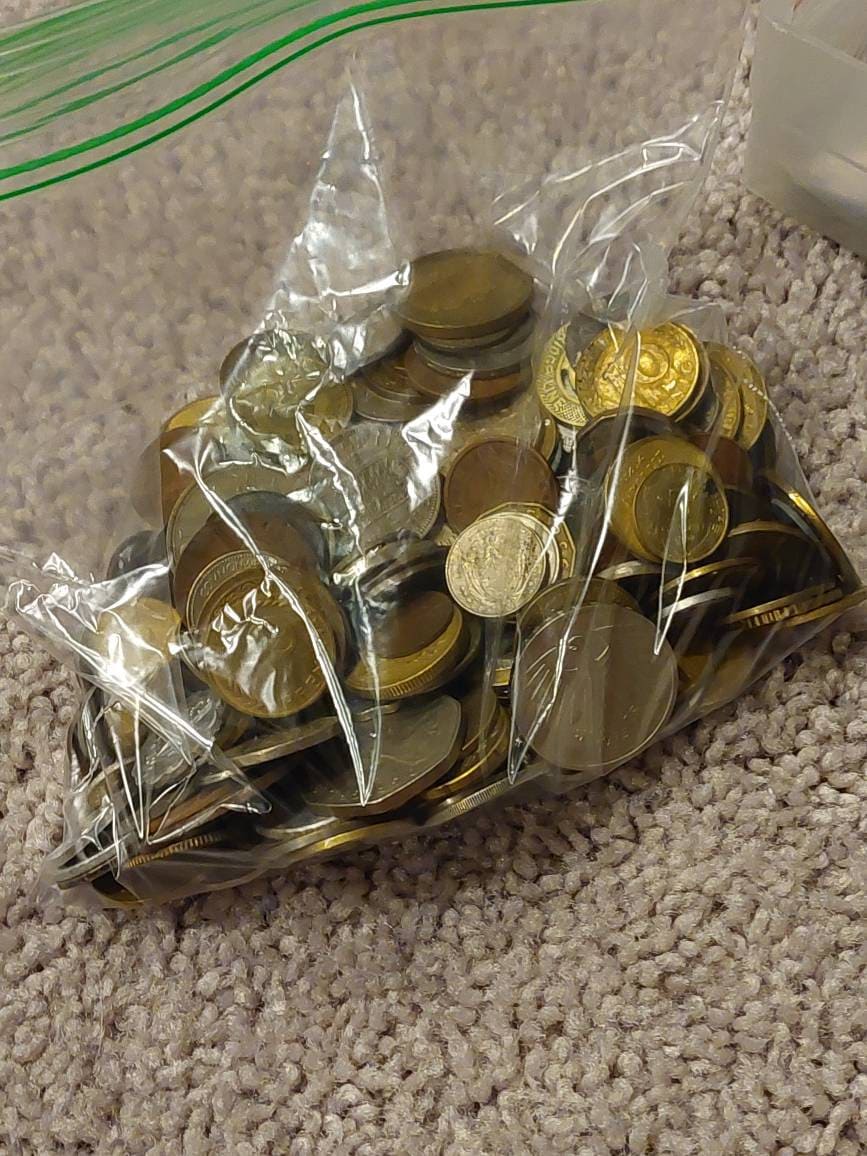 250 foreign world coin bulk lot!! Includes dates from 1800s to modern and some silver coins spotted!! Great collection from Swiss, to canada