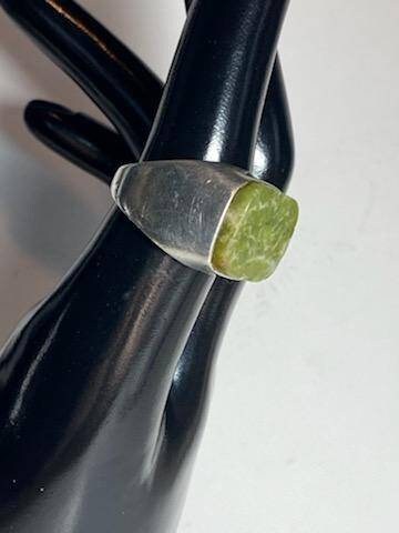 Large sterling silver size 6.5 southwest styled vintage statement ring,  free shipping, 11 grams