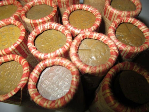 wheat penny sealed mixed date rolls, coins from 1910 to 1950s, not all 1950s coin, a good selection of us Lincoln wheat cents 50 per roll