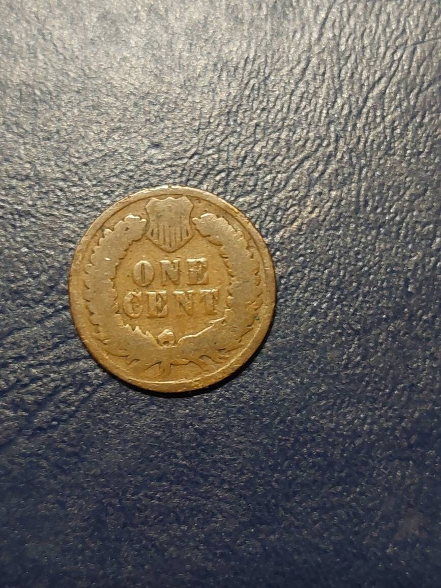 Indian Head Penny,  1888 better date copper antique American coin
