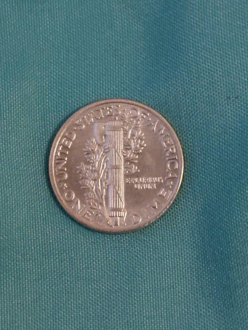 Mercury Silver dime, 1940s date high grade example similar to one displayed, you get one very nice world War two era American silver dime