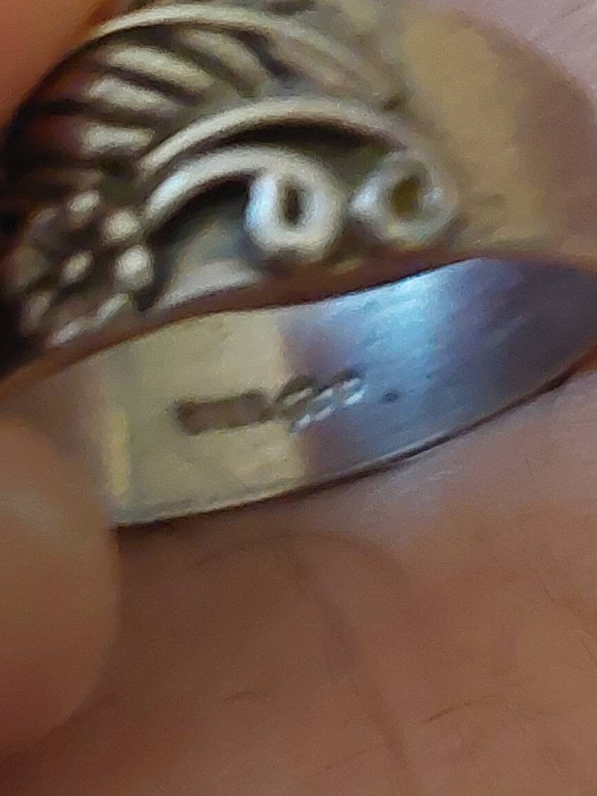 Sterling silver women's statement ring, size 9 large scrolling ring with center amythest stone. Gifts for her