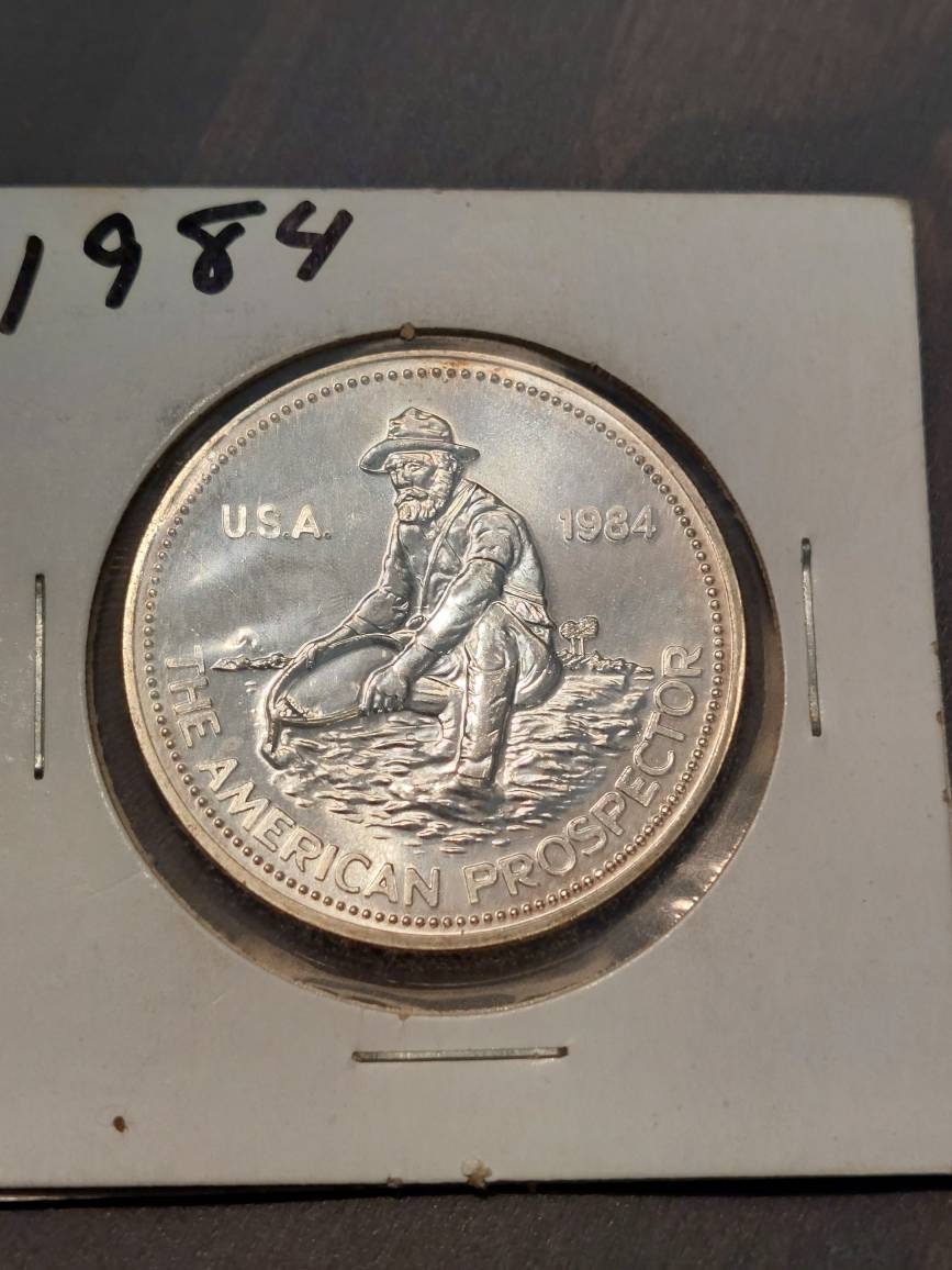 1984 Engelhard silver one ounce prospector bullion coin,  vintage collectible fine silver round