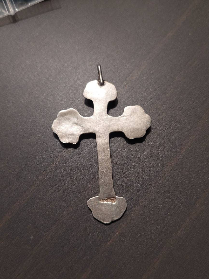 Vintage sterling silver unisex cross pendant,  7 grams weight, beautiful and unique religious jewelry