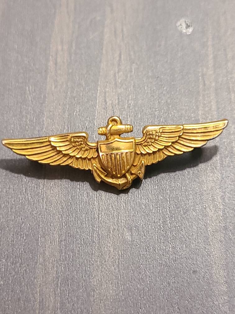 Vintage us airforce pilot wings, 14k gold filled collectible lapel pin