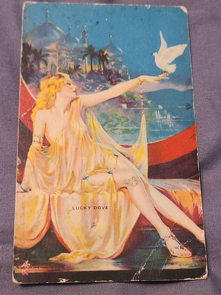 Ww2 penny arcade pinup girls trading cards, the litho company "lucky dove"