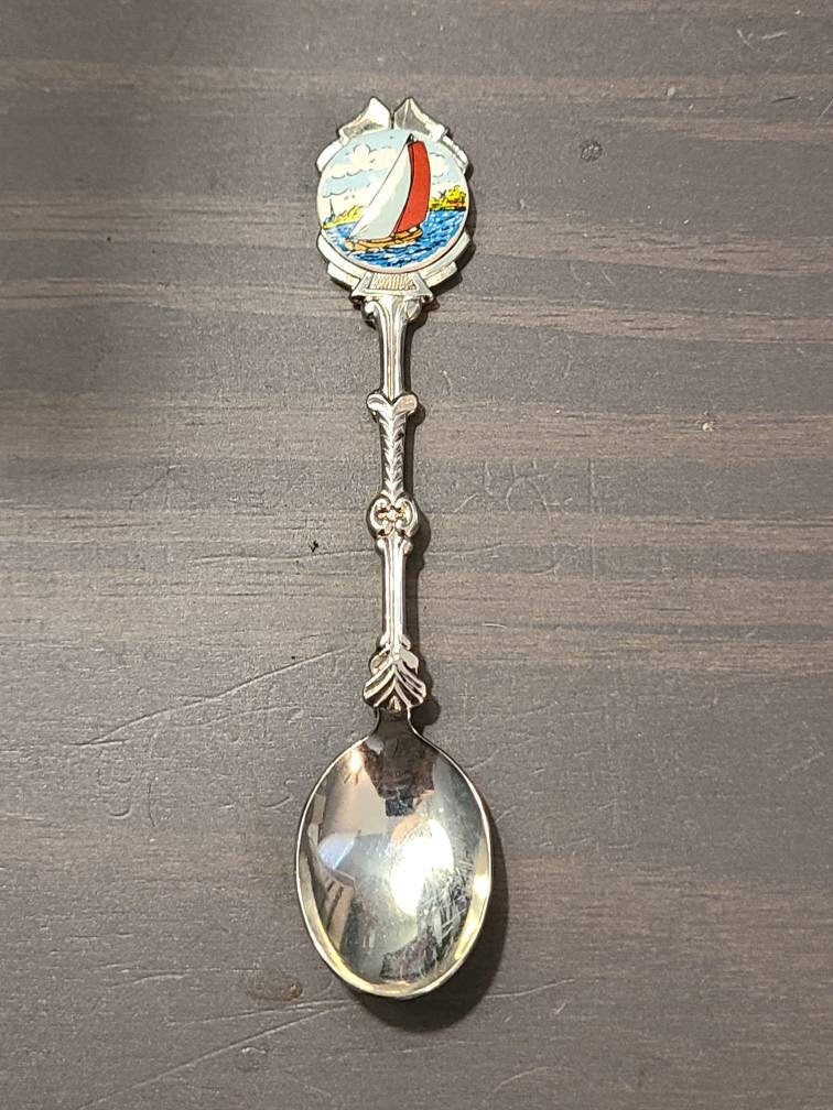 Vintage collectible Silver-tone display spoon, beautiful nautical ship pattern, great affordable gift