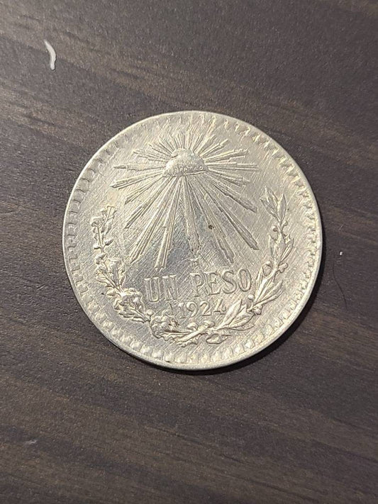 Mexico silver antique peso, 1924 high grade better date foreign coins collection