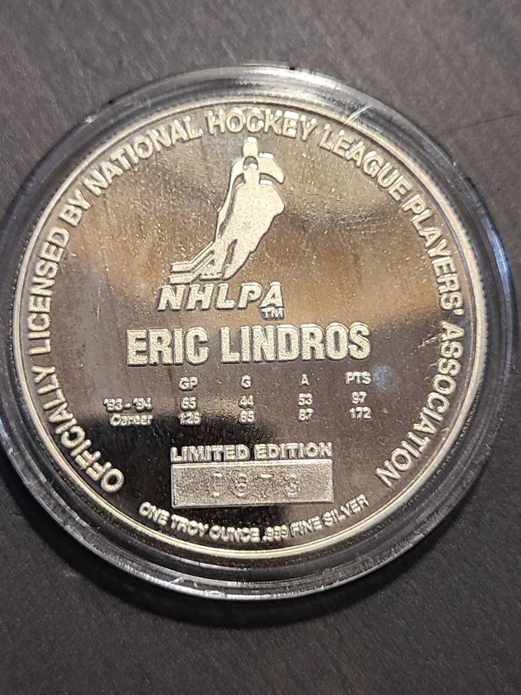 Vintage Eric lindros philadelphia flyers fine silver coin, collectible 999 silver bullion in keepsake black box, one ounce of silver