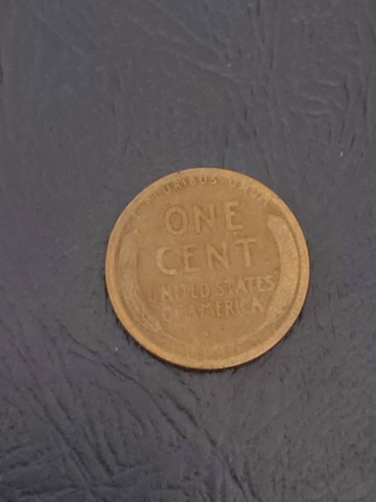 1915s semi key date, low mintage wheat cent, rare 100 year old coin, very good