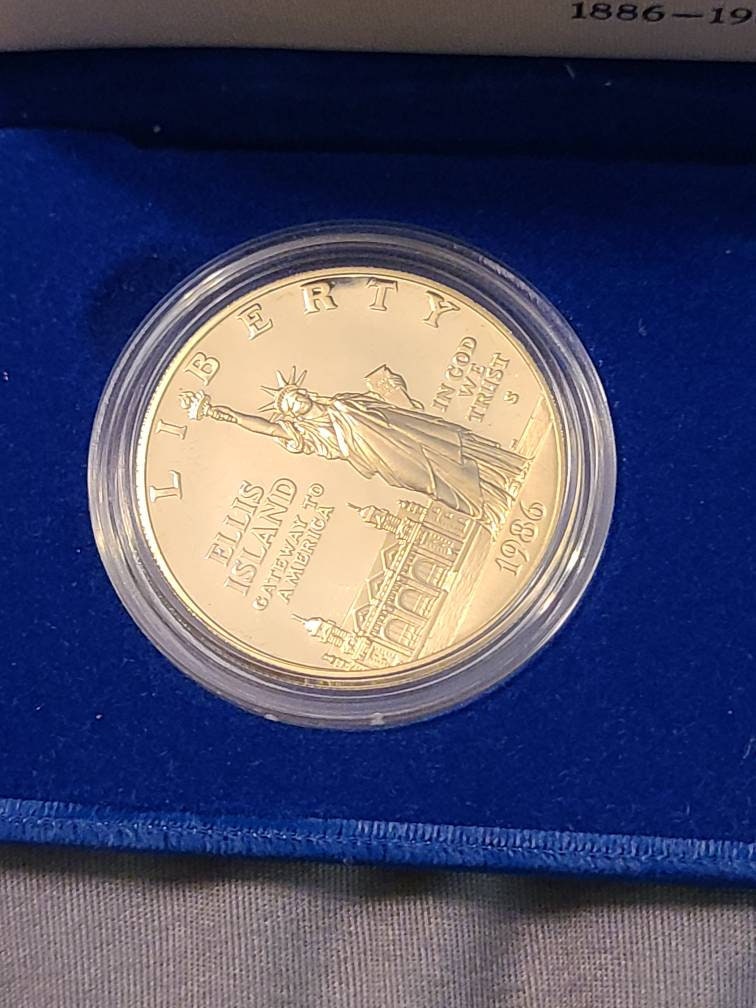1986s statue of liberty two coin commemorative set including 90 percent silver proof dollar, vintage american coin collecting, hobby