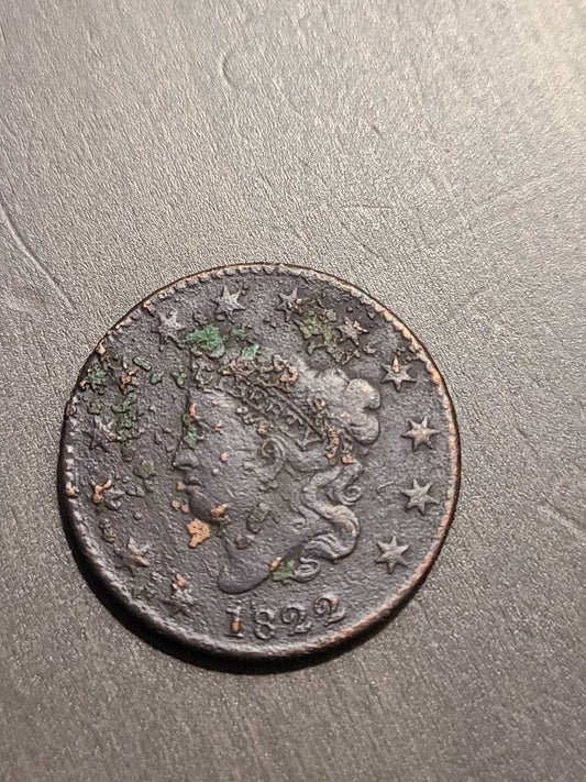 1822 better date American large cent, variety unchecked very fine details old penny