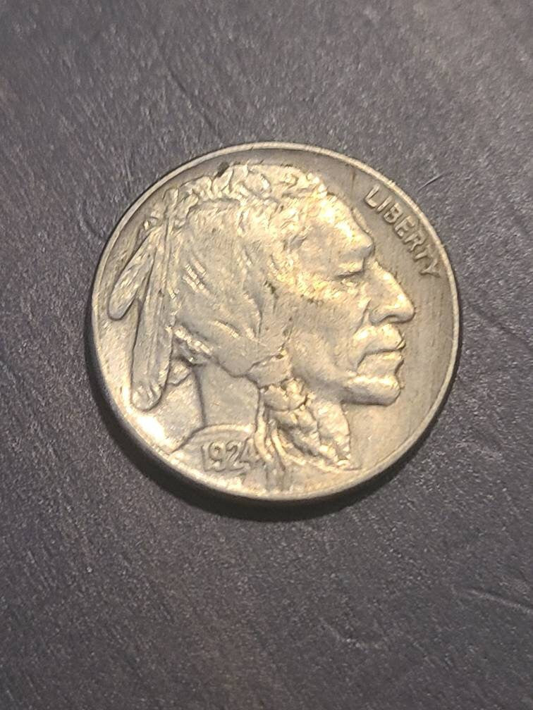 1924 buffalo nickel, beautiful almost  antique American coin colleting, Extra Fine or so great condition americana