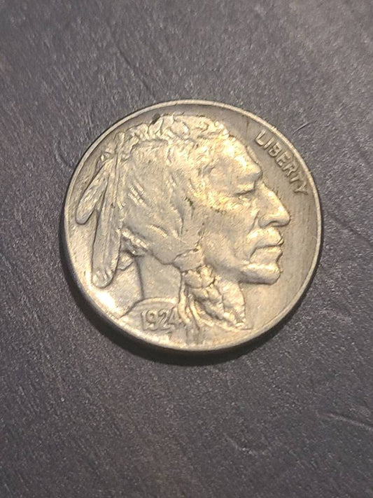 1924 buffalo nickel, beautiful almost  antique American coin colleting, Extra Fine or so great condition americana