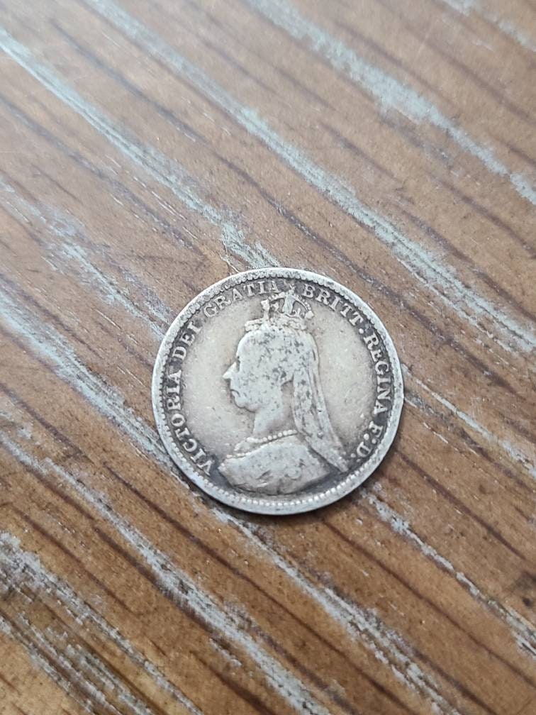 1889 British silver 3 pence queen Victoria collectible coin