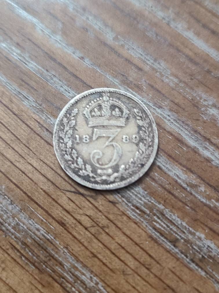 1889 British silver 3 pence queen Victoria collectible coin