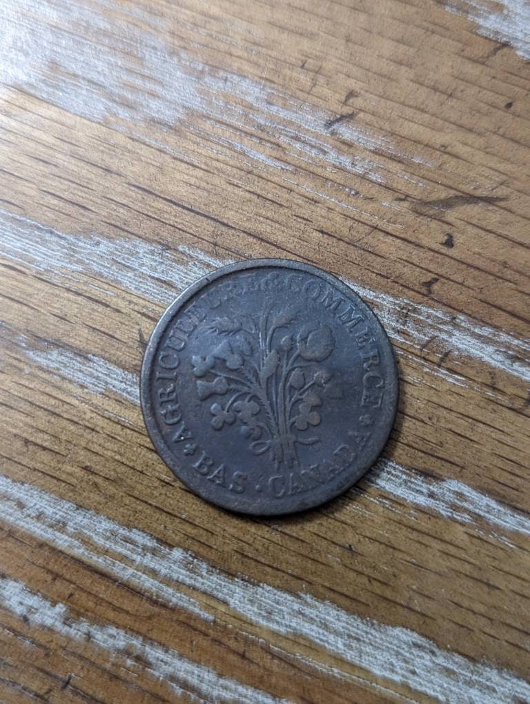1830s bank token of Montreal, collectible Canadian large cent un sou French token
