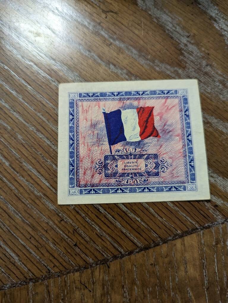 1944 French world war collectible  5 francs military payment certificate, collectible foreign money, great condition