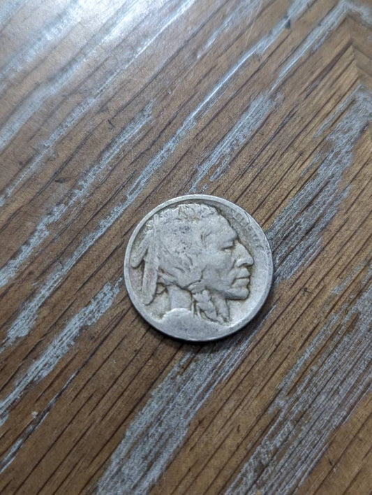 1913 no date buffalo nickel, nice condition type one buffalo nickel coin collecting, have mint marks available