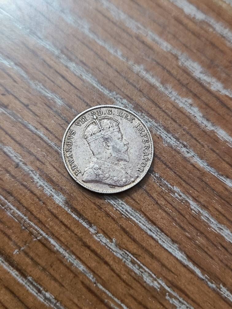 1902h Canada 10 cents, sterling silver better coin very fine plus, rare date world currency